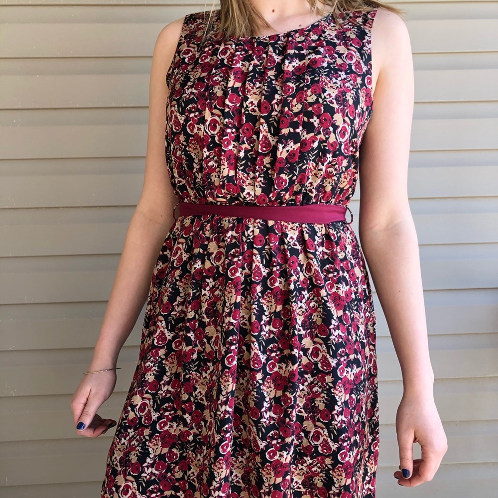 🌿Red-Flowered Forever 21 Mini Dress